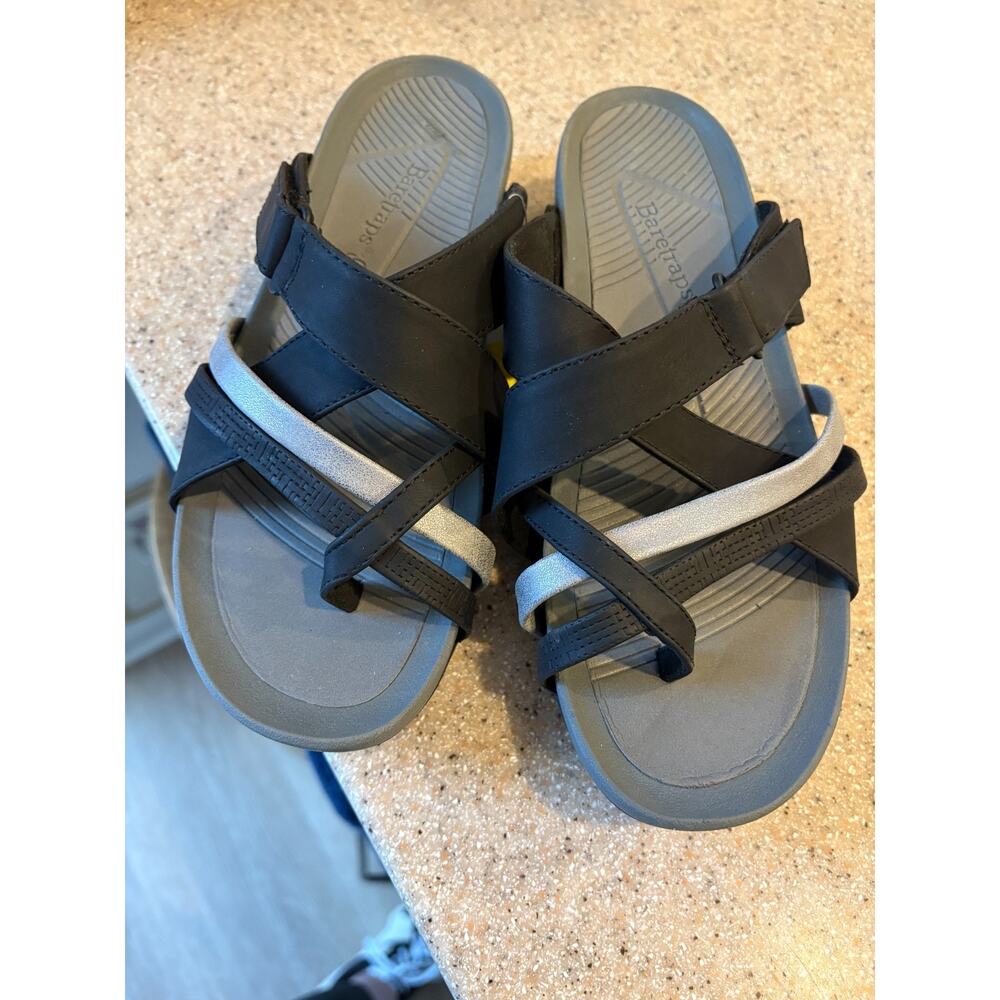 Baretraps Aster Women's Sandals Black Silver Rebound Arch Support Size 8 NEW